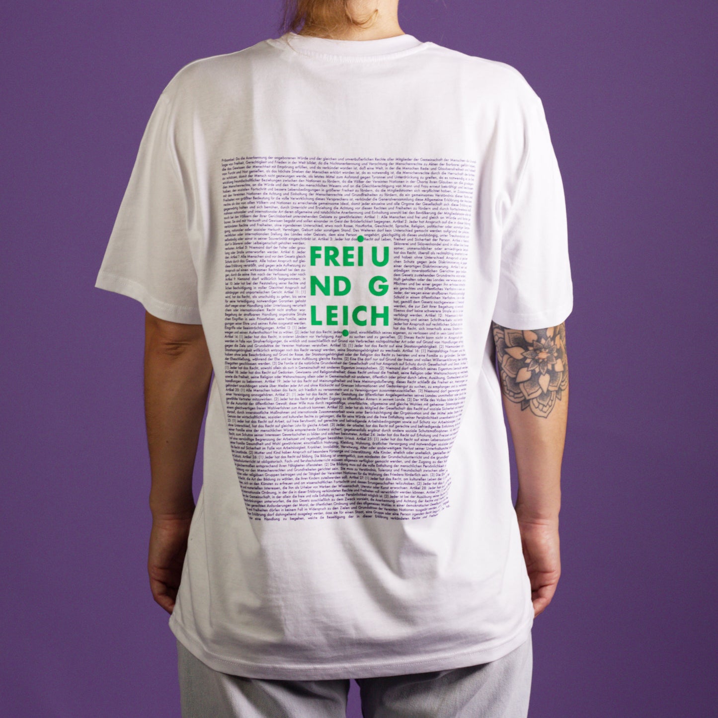 T-Shirt "Frei und Gleich" aus Bio-Baumwolle